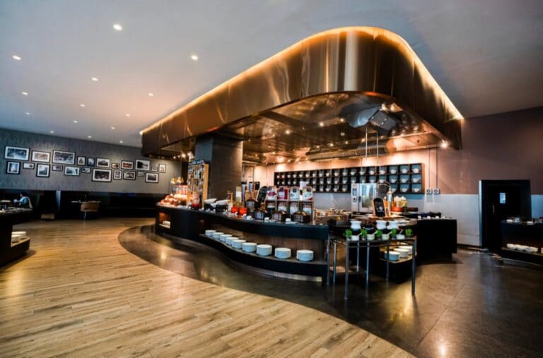 24@43 All-day Dining Restaurant